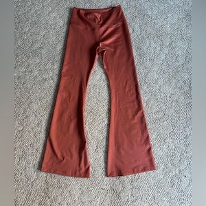 Nike Terracotta Flared Leggings